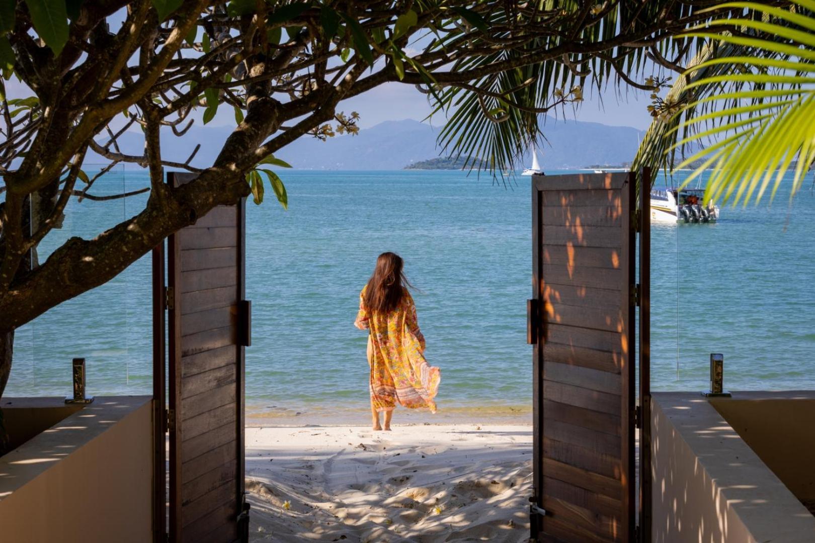 Bacaya Beachfront Villa Bang Rak Beach  Buitenkant foto