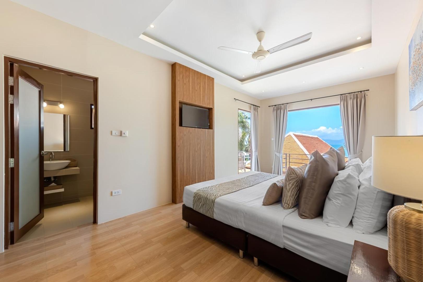 Bacaya Beachfront Villa Bang Rak Beach  Buitenkant foto