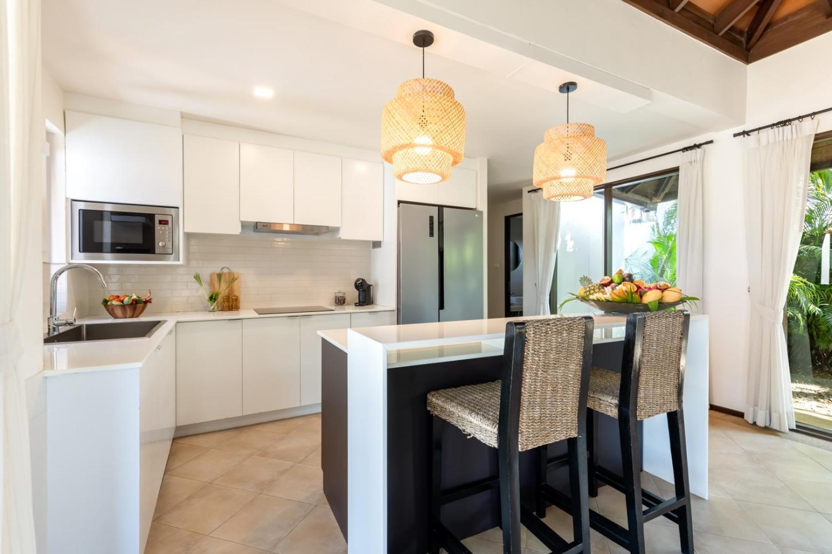 Bacaya Beachfront Villa Bang Rak Beach  Buitenkant foto